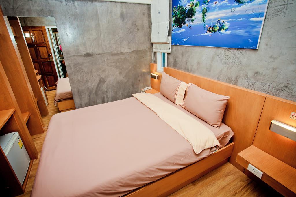 Chaphone Guesthouse Phuket Oda fotoğraf