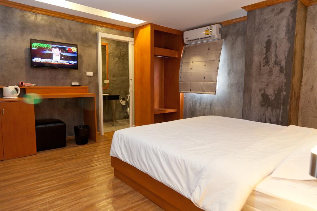Chaphone Guesthouse Phuket Oda fotoğraf
