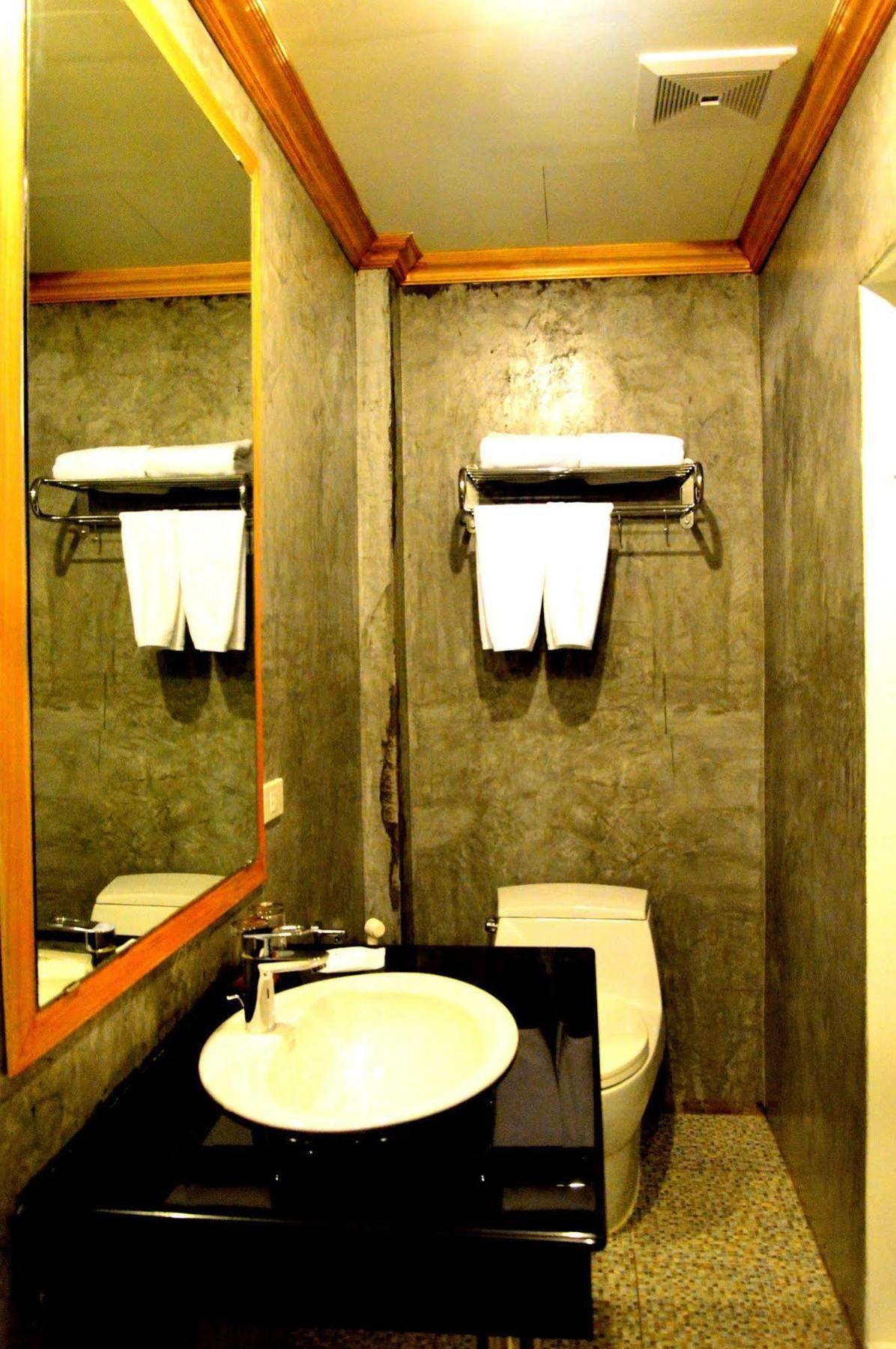 Chaphone Guesthouse Phuket Dış mekan fotoğraf